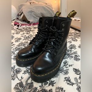 Doc Martens Jadon platform boots